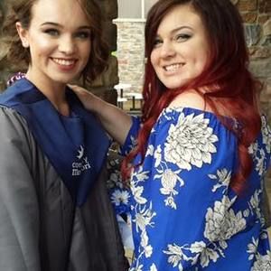 Meet your Posher, Leslie